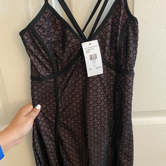 Dress - Picture 1 of 2